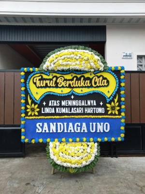 Papan Bunga Duka di Tanjakan
